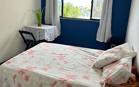 Casa Amarela Hostel&Bistrô - em Pituaçu